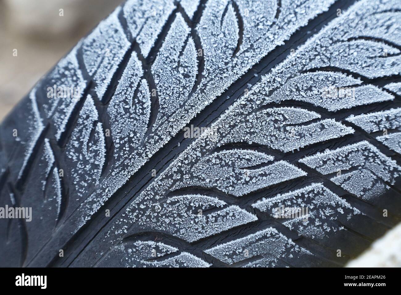 Auto abbandonate pneumatico in inverno Foto Stock