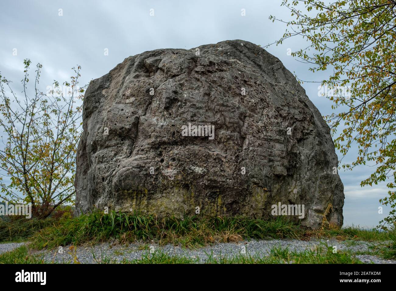 Roccia su una collina Foto Stock