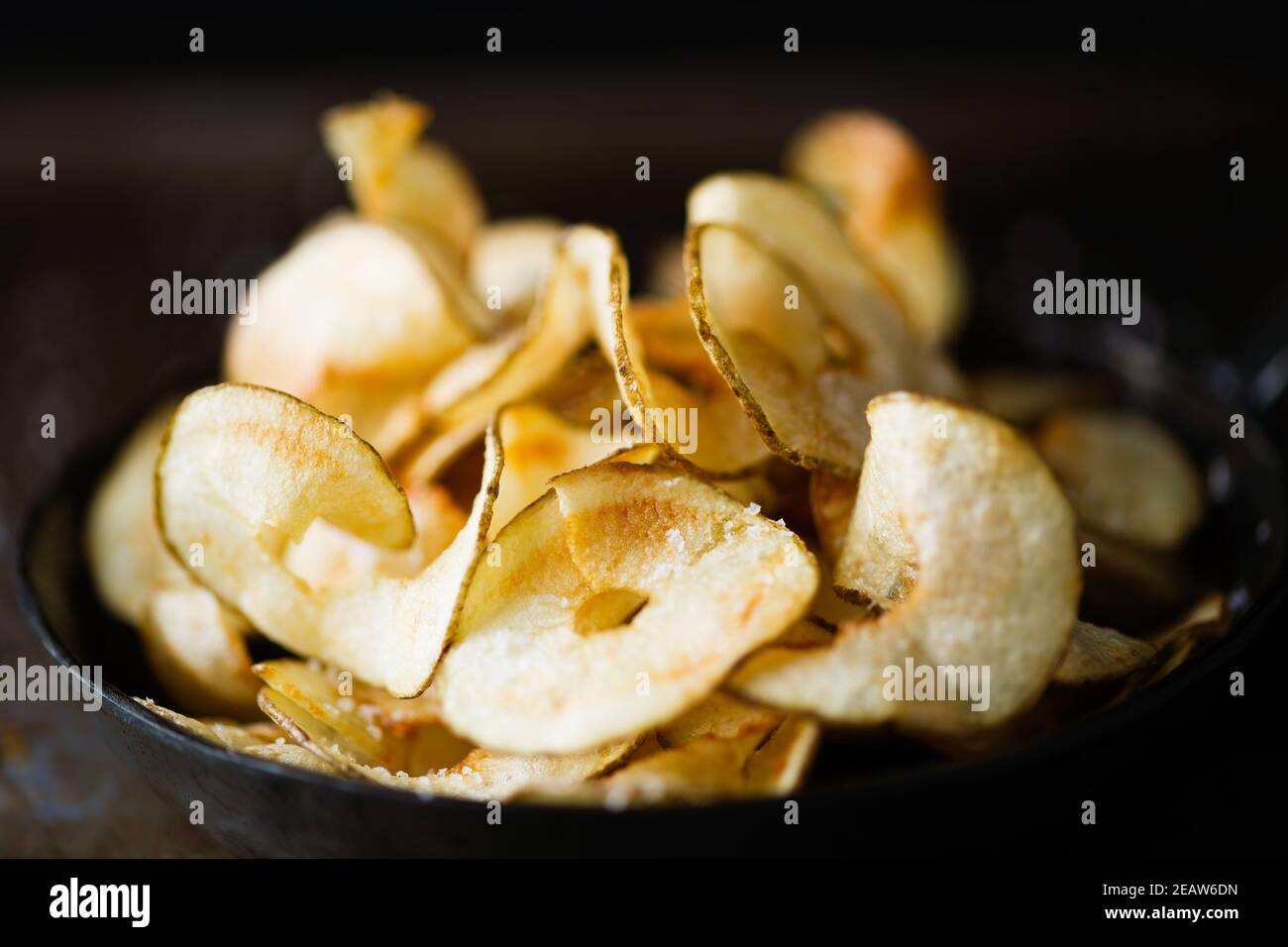 rustico inglese pub grub nastro tagliato patate croccanti Foto Stock