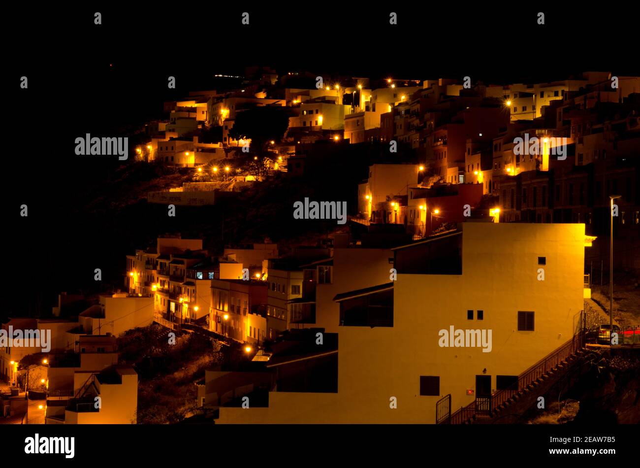 Distretto di Las Lomadas di notte a San Sebastian de la Gomera. Foto Stock