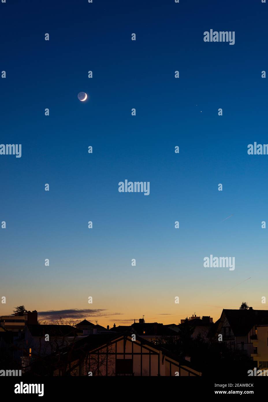 La Luna, Giove e Saturno congiunzione Foto Stock