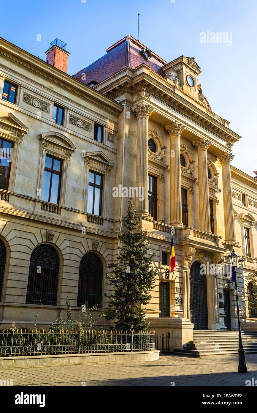 Banca nazionale della Romania (Banca Nationala a Romaniei). BNR è la banca centrale rumena. Sede BNR a Bucarest, Romania, 2021 Foto Stock