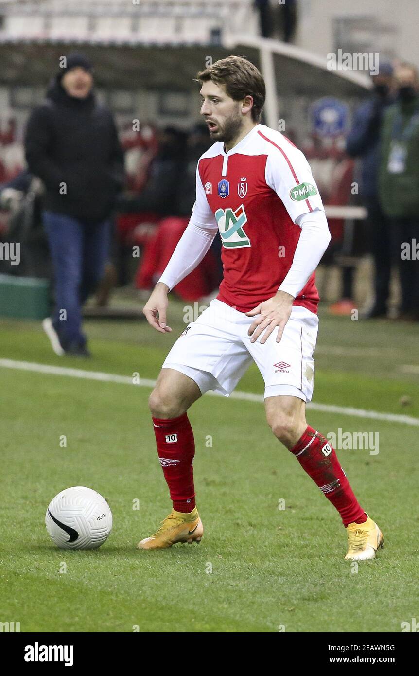 Arber Zeneli di Reims durante la Coppa di Francia, round di 64 partite di calcio tra lo Stade de Reims e il Valenciennes FC il 9 febbraio 2021 allo stadio Auguste Delaune di Reims, Francia - Foto Jean Catuffe/DPPI/LiveMedia/Sipa USA Credit: Sipa USA/Alamy Live News Foto Stock