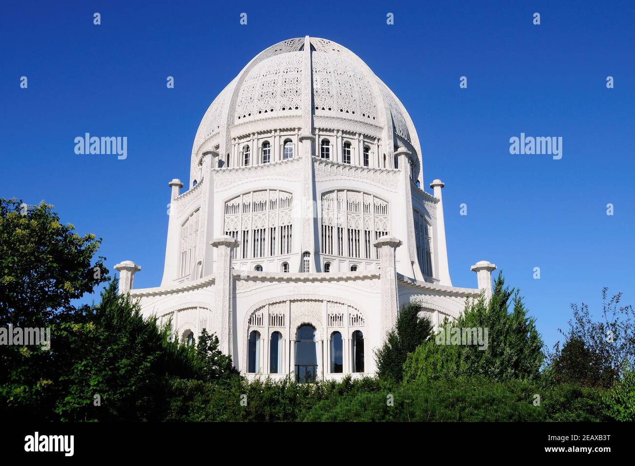 Wilmette, Illinois, Stati Uniti. Il Tempio di Bahai, uno di una manciata di templi in tutto il mondo e una pietra angolare per la fede Bahai. Foto Stock