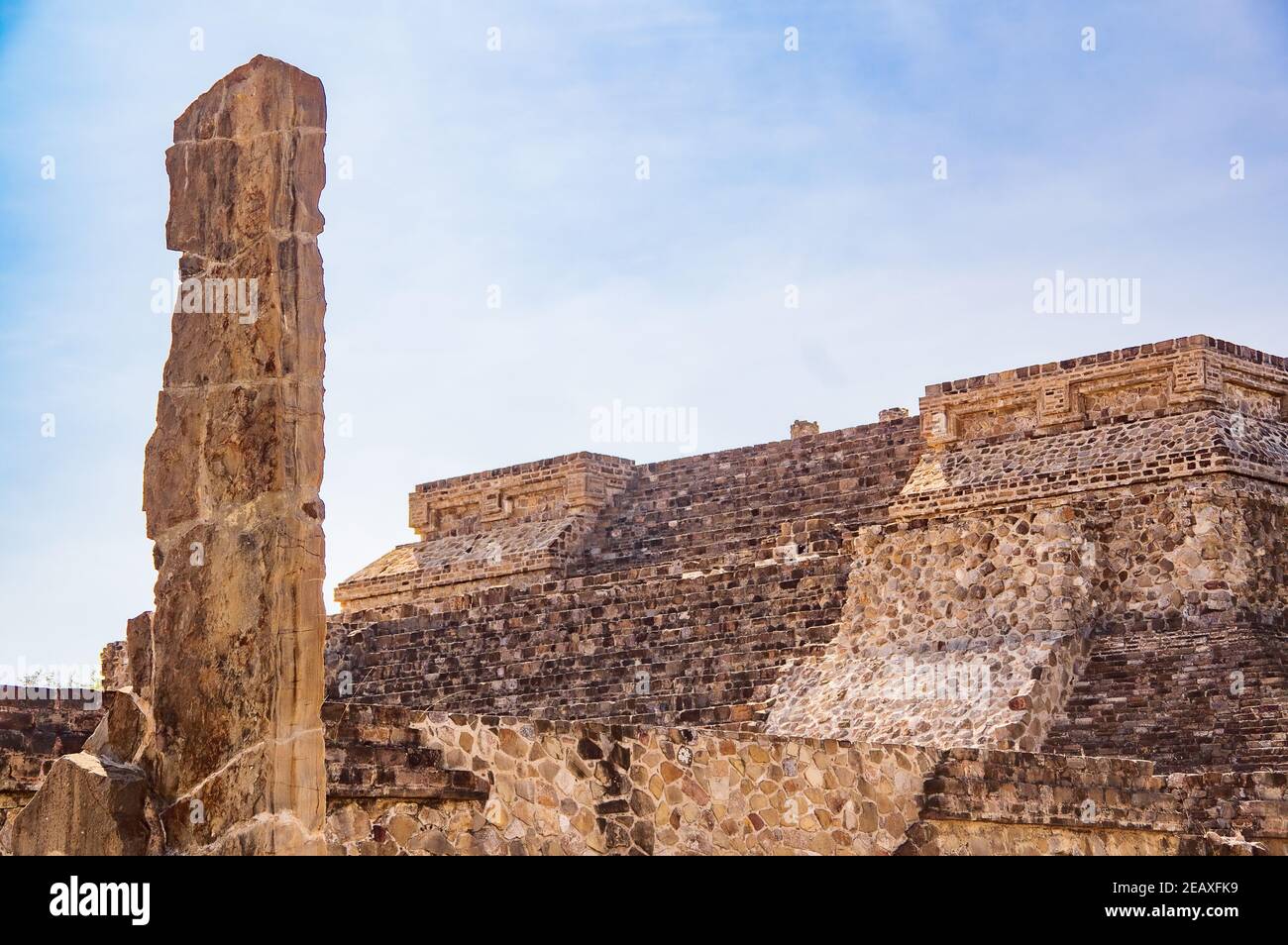 Monte Albán, patrimonio dell'umanità dell'UNESCO, a Oaxaca, Messico Foto Stock