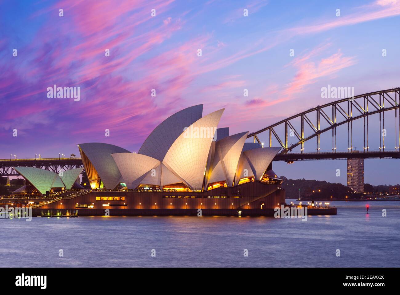 5 gennaio 2019: sydney Opera House, un centro per le arti dello spettacolo multi-venue al Porto di Sydney, situato a Sydney, New South Wales, Australia. È diventato un Foto Stock