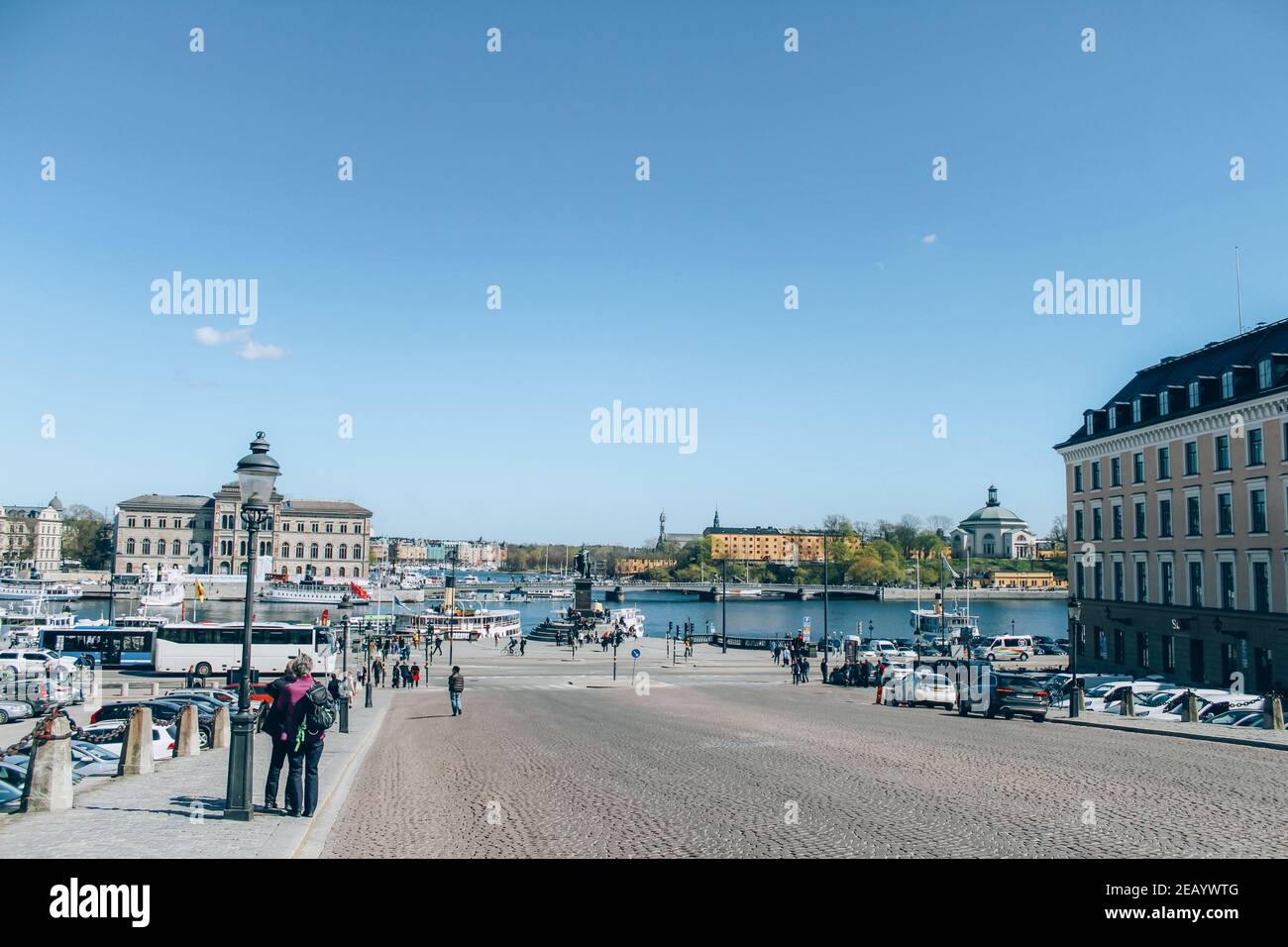 Stoccolma, Svezia - 1 maggio 2019: Panorama panoramico di una giornata di sole del centro di Stoccolma dal Palazzo reale. Concetto di tour della città e vacanza di primavera Foto Stock Stoccolma, Svezia - 1 maggio 2019: Panorama panoramico di una giornata di sole del centro di Stoccolma dal Palazzo reale. Concetto di tour della città e vacanza di primavera Foto Stock