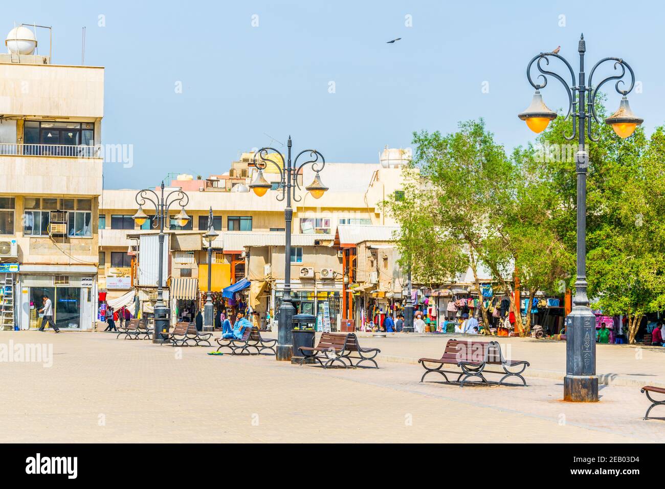 KUWAIT CITY, KUWAIT, 4 NOVEMBRE 2016: Vista di una piccola piazza vicino al souq centrale in Kuwait. Foto Stock