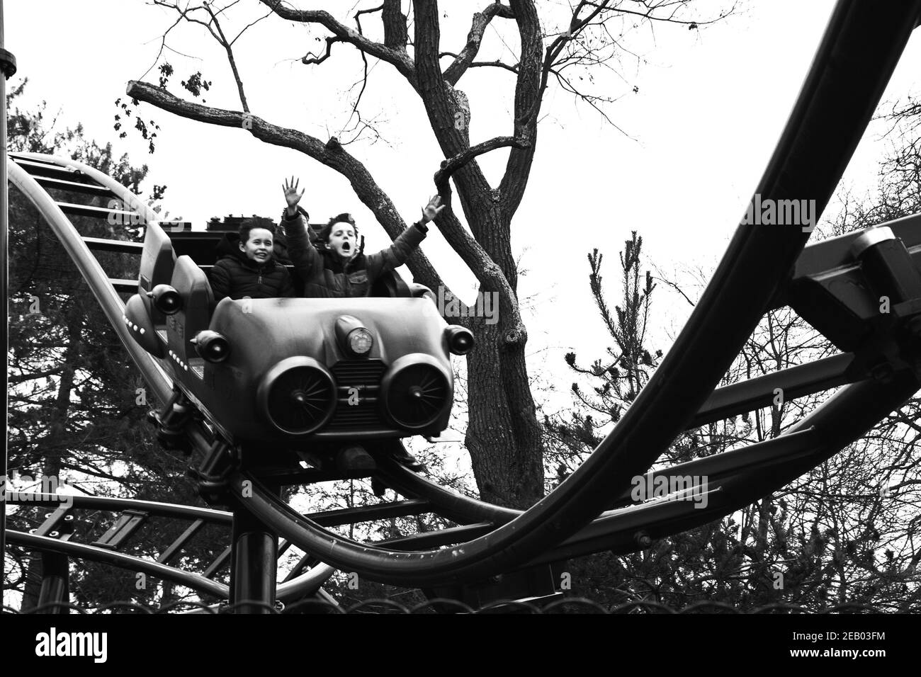 PARIGI, FRANCIA - 13 GENNAIO 2019: Rinnovato Jardin d’Acclimatation parco di divertimenti offre ai visitatori una nuova esperienza di svago in ambiente naturale. Bo Foto Stock