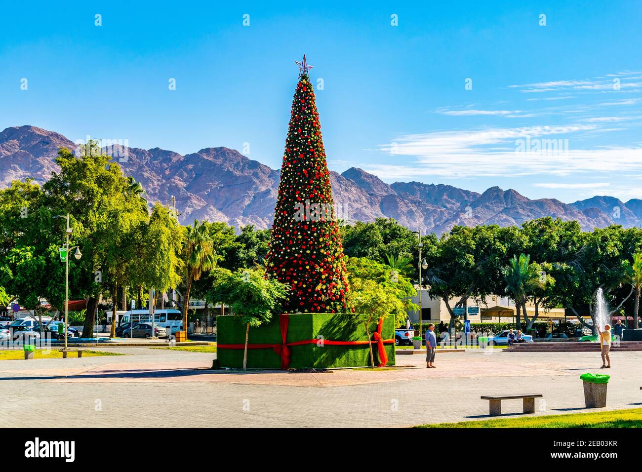 AQABA, GIORDANIA, 31 DICEMBRE 2018: Il grande cerchio arabo di rivolta ad Aqaba, Giordania Foto Stock