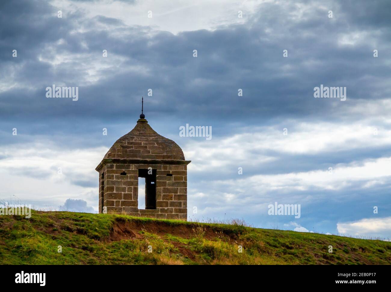 Pietra follia in campagna a Roseberry Topping vicino a Great Ayton nel North Yorkshire Moors National Park Inghilterra Regno Unito Foto Stock