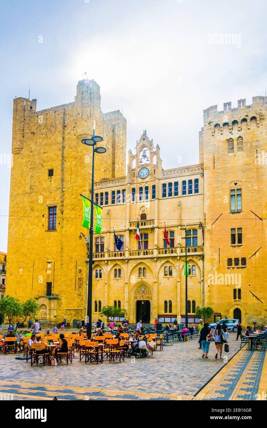 NARBONNE, FRANCIA, 27 GIUGNO 2017: Palais des archeveques a Narbonne, Francia Foto Stock