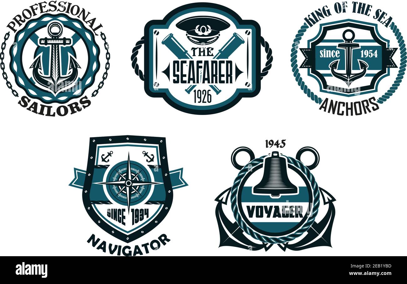 Emblemi o stemmi nautici retrò in colori blu con ancore, bussola, cappello capitano, antichi occhiali da Spygles, cornici di corda, catene, vita boa e scudo Illustrazione Vettoriale