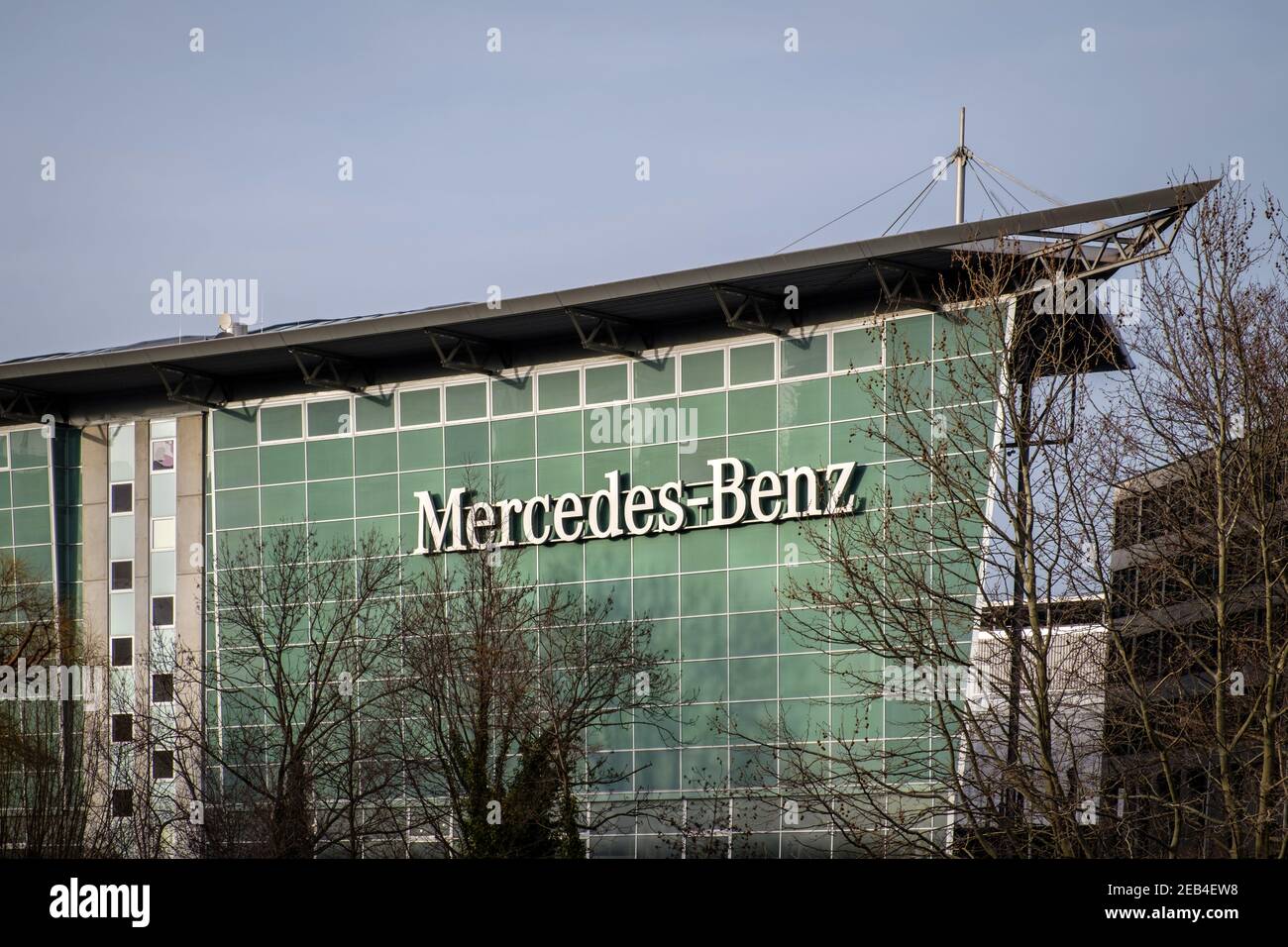 Filiale Mercedes-Benz a Tiergarten (Mercedes-Benz Niederlassung Berlin), Berlino, Germania Foto Stock