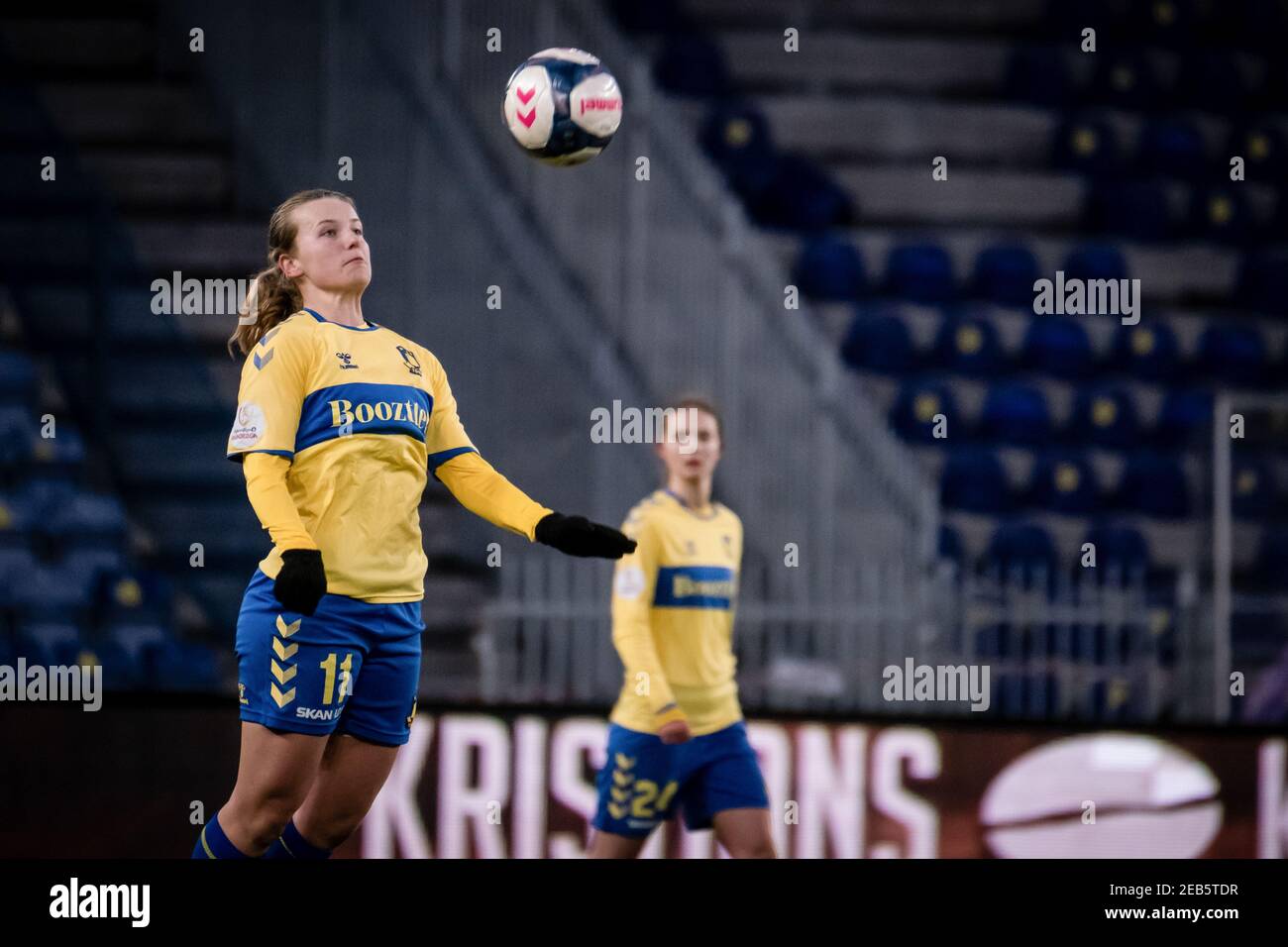 Broendby, Danimarca. 11 Feb 2021. Agnete Nielsen (11) di Broendby SE visto durante il Women's Champions League Round del 32 tra Broendby IF e Valerenga IF al Broendby Stadium di Brondby, Danimarca. (Photo Credit: Gonzales Photo/Alamy Live News Foto Stock