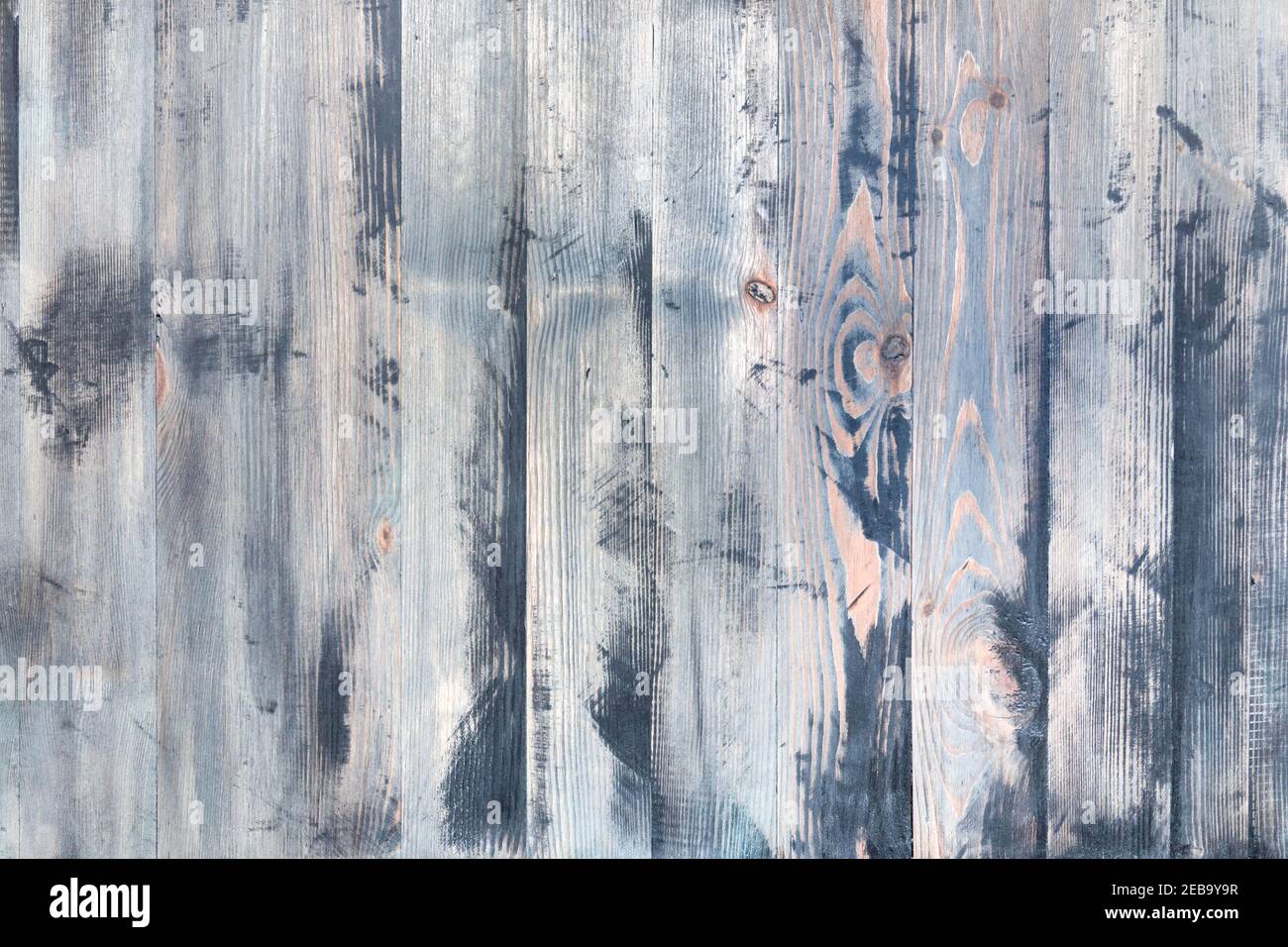 Vernice grigio chiaro vintage sbiadita sfondo legno. Sfondo verniciato  grigio con intemperie. Tessitura di legno Foto stock - Alamy