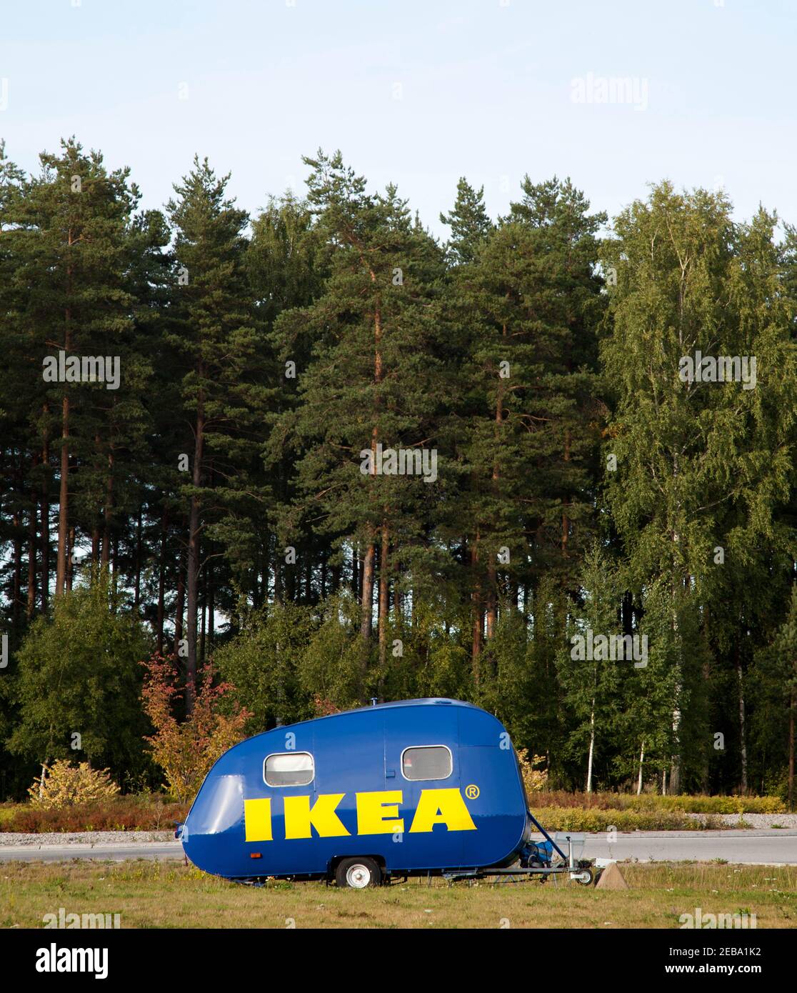 Örebro, SVEZIA - 24 AGOSTO 2013: Caravan, sulla quale Ikea si trova nel centro commerciale di Marieberg, appena fuori Örebro. Foto Stock