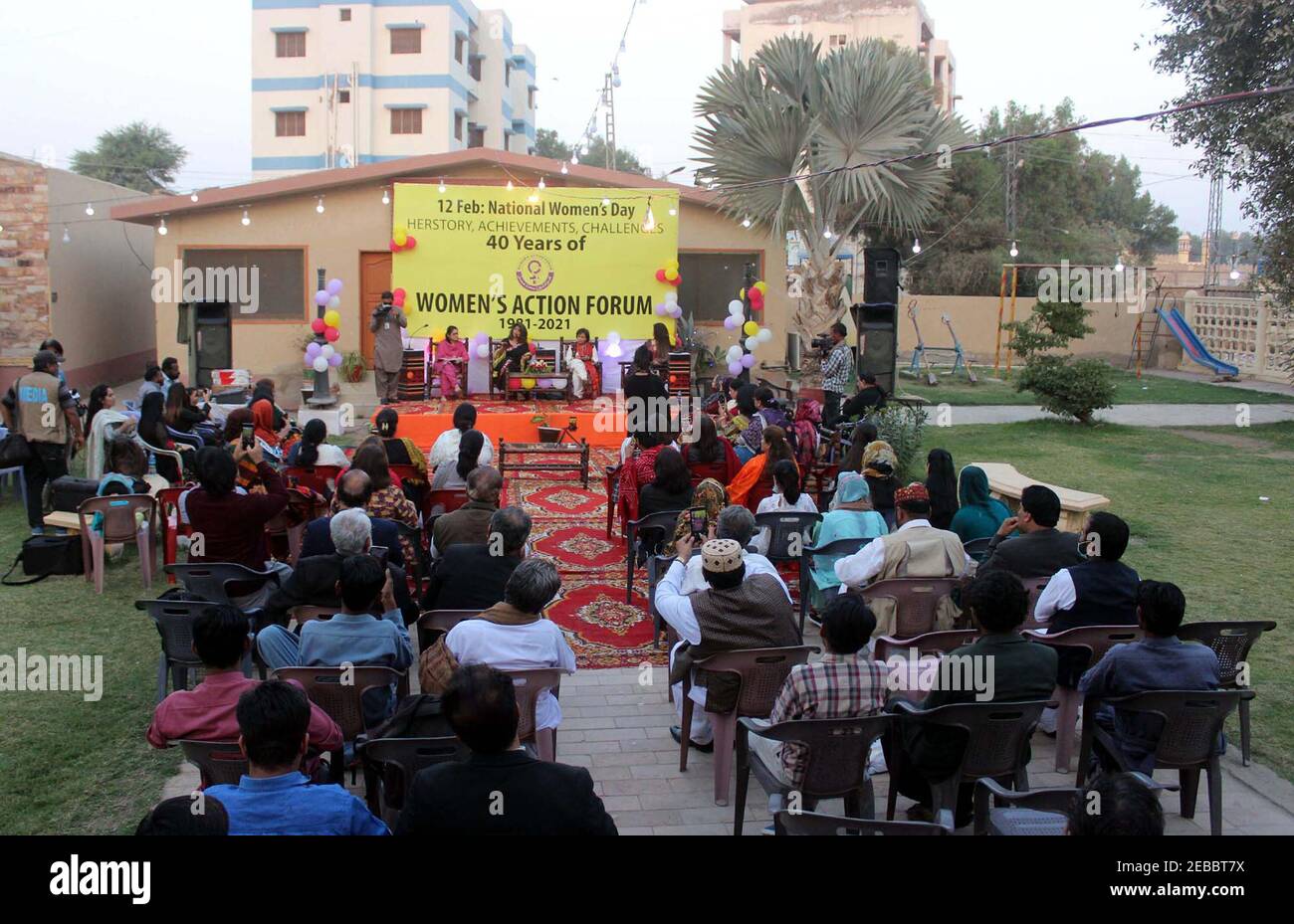 Vista della cerimonia è in corso in occasione della Giornata Nazionale delle Donne organizzata dal Forum d'azione delle Donne, a Hyderabad venerdì 12 febbraio 2021. Foto Stock