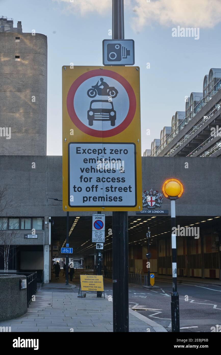 Veicolo elettrico solo strada EV. Città di Londra Foto Stock