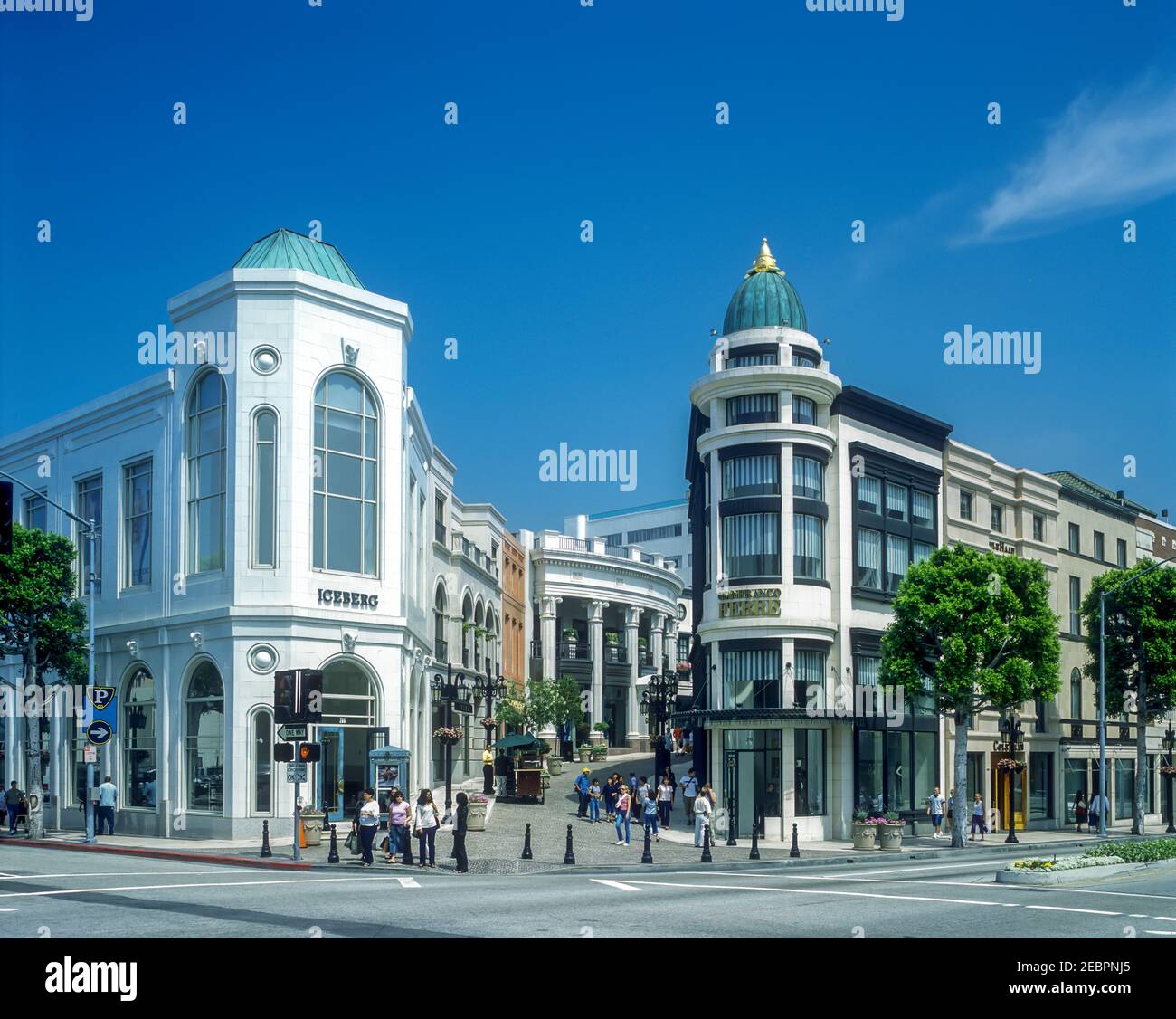 2001 NEGOZI STORICI RODEO DRIVE BEVERLY HILLS LOS ANGELES CALIFORNIA STATI UNITI Foto Stock