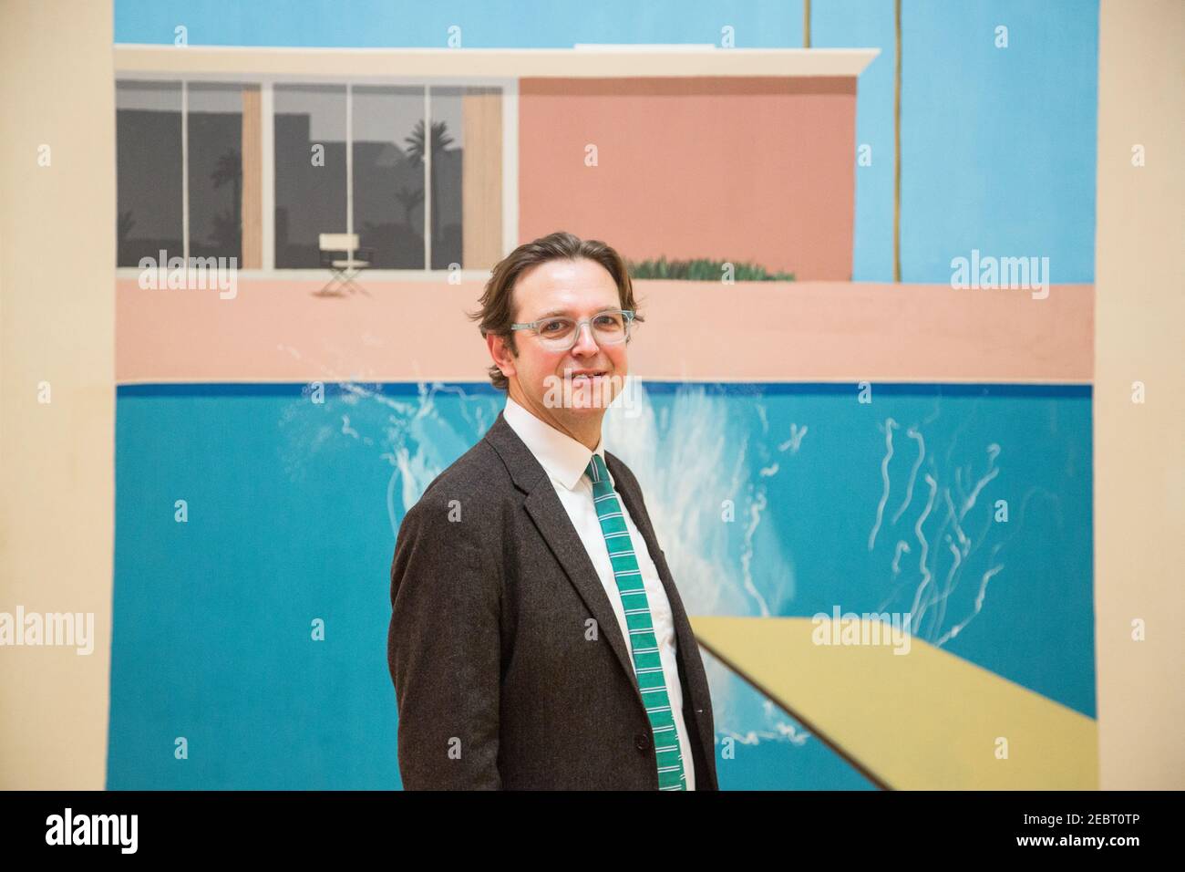 Alex Farquharson, nuovo direttore di Tate Britain pone per le foto della stampa nella galleria di Tate Britain. Alex era in precedenza direttore fondatore di Nottingham Foto Stock