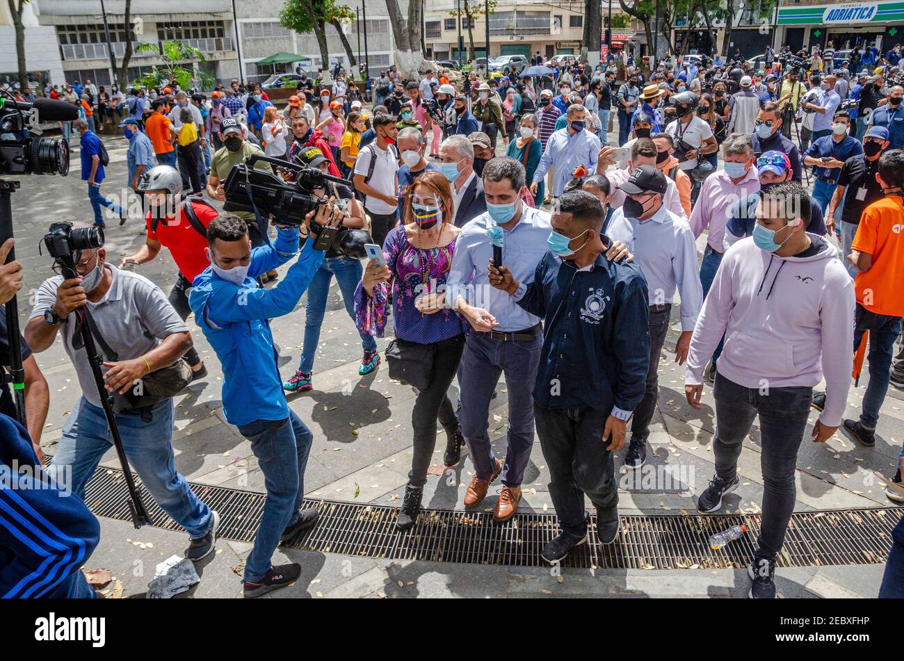 Juan Guaidó, presidente dell'Assemblea nazionale venezuelana, e riconosciuto come presidente responsabile del Venezuela nella protesta di studenti e giovani Foto Stock