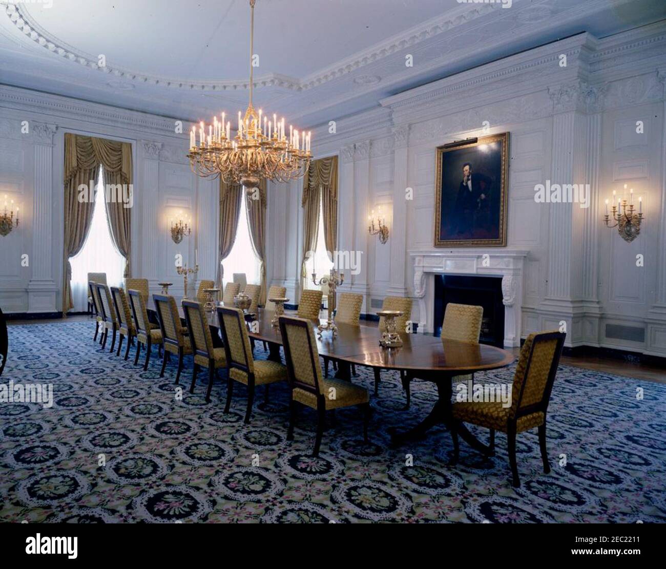 Camere Casa Bianca: Sala da pranzo di Stato, Sala di ricevimento diplomatica. Vista sulla sala da pranzo statale. White House, Washington, D.C. Foto Stock