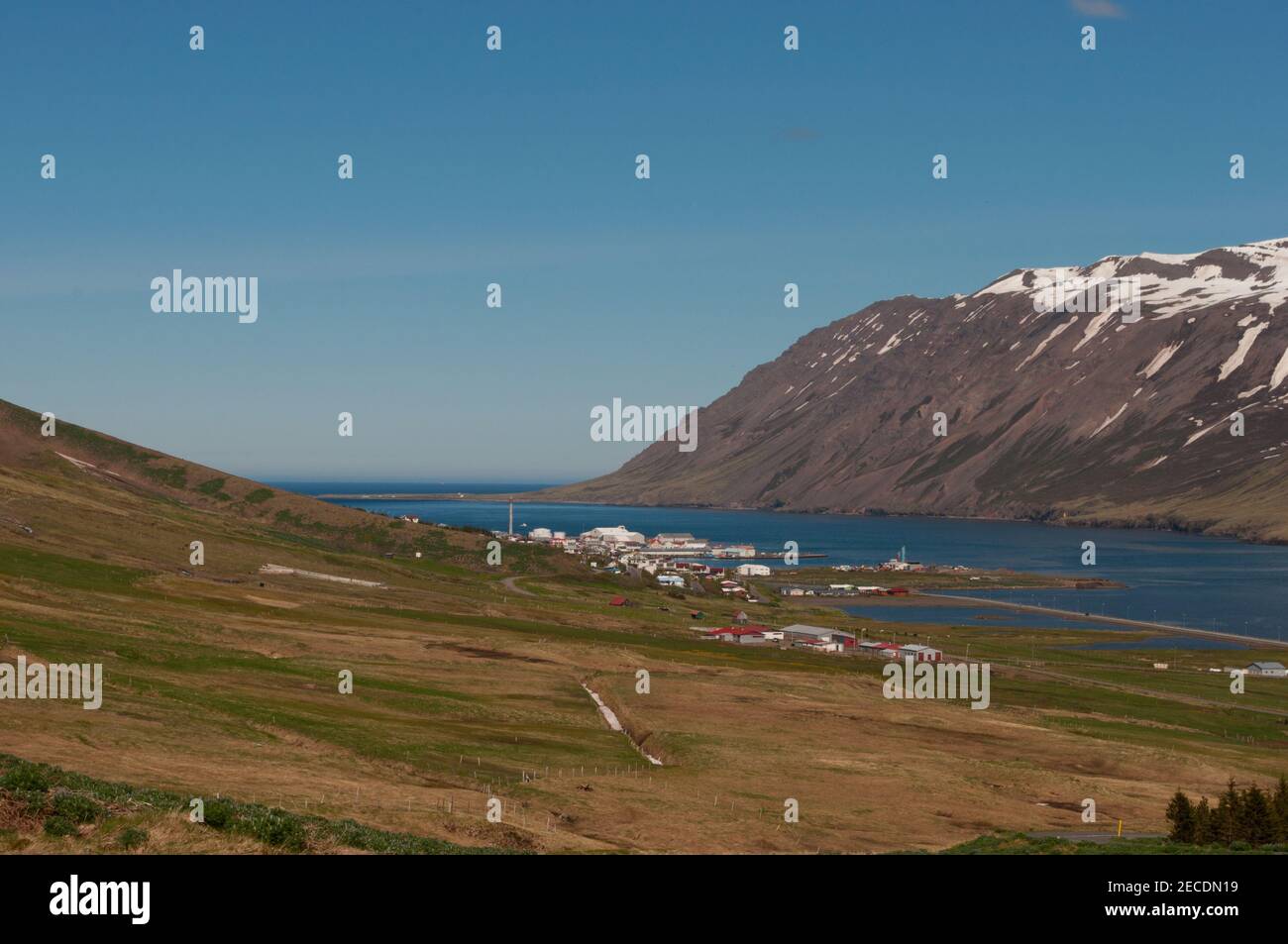 Siglufjordur in Islanda il giorno d'estate Foto Stock