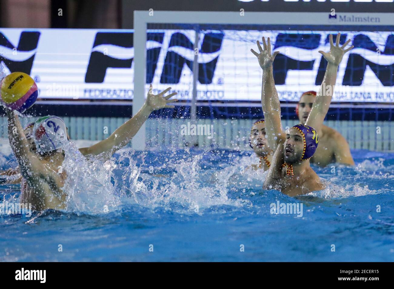 Roma, Italia. 13 Feb 2021. Roma, Italia, Centro Federale di Ostia, 13 febbraio 2021, Felipe Perrone (Spagna) durante la Frecciarossa Cup - Italia vs Spagna - Waterpolo Nazionale Italiana Credit: Luigi Mariani/LPS/ZUMA Wire/Alamy Live News Foto Stock