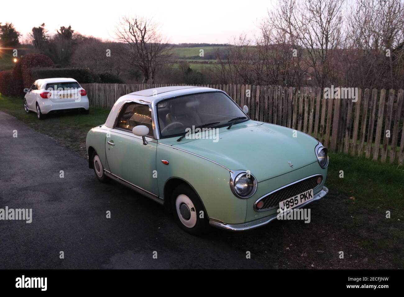 NISSAN FIGARO AUTO Foto Stock