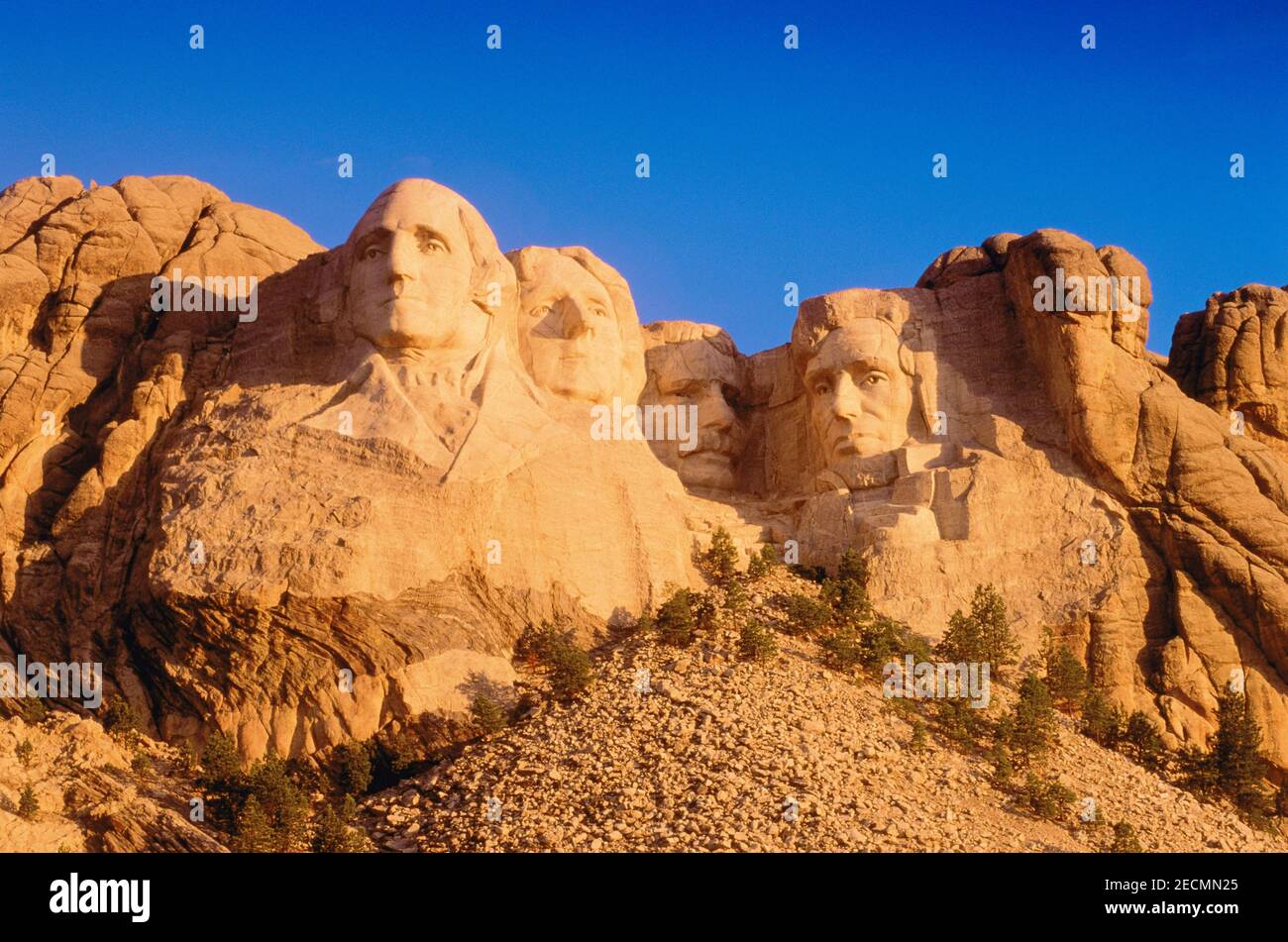 Mount Rushmore National Memorial a Sunrise, South Dakota, USA Foto Stock