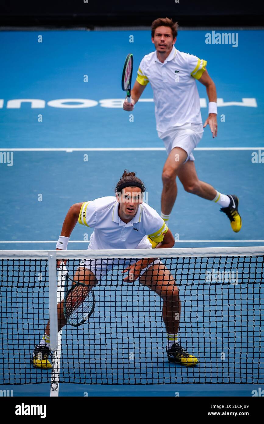 Pierre-Hugues Herbert (ATP 84) e Nicolas Mahut (ATP 8) Foto durante una partita di tennis tra la coppia francese Mahut-Herbert e. Coppia australiana Duckwort Foto Stock