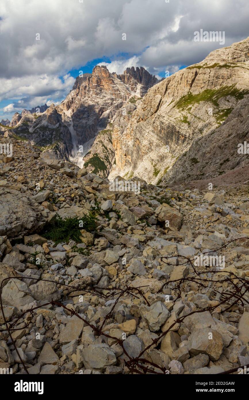 Vista sulle Dolomiti durante l'estate Foto Stock
