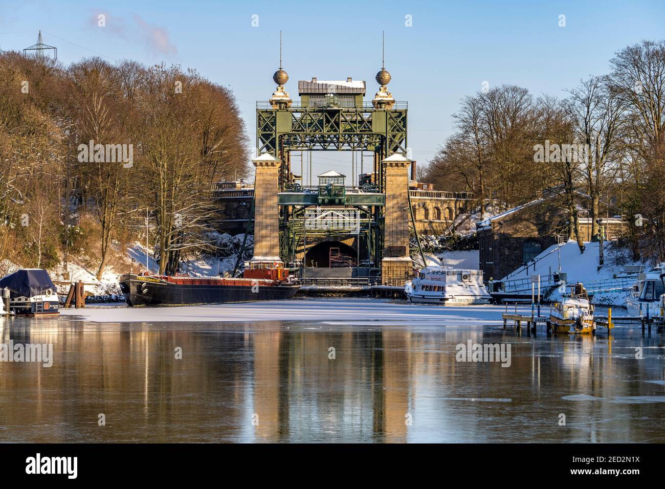 Das alte Schiffshebewerk Henrichenburg am Dortmund-EMS-Kanal in Waltrop, Nordrhein-Westfalen, Deutschland, Europa | Historic Henrichenburg boat lift i Foto Stock