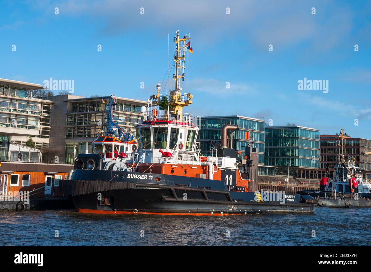 Amburgo Germania - Dicembre 16. 2017: Tugboat tedesco Bugsier 11 nel porto di amburgo Foto Stock