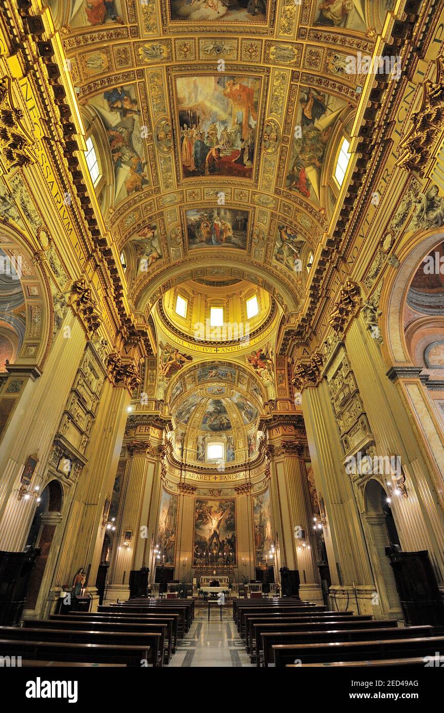 Italia, Roma, Basilica di Sant’Andrea della Valle Foto Stock
