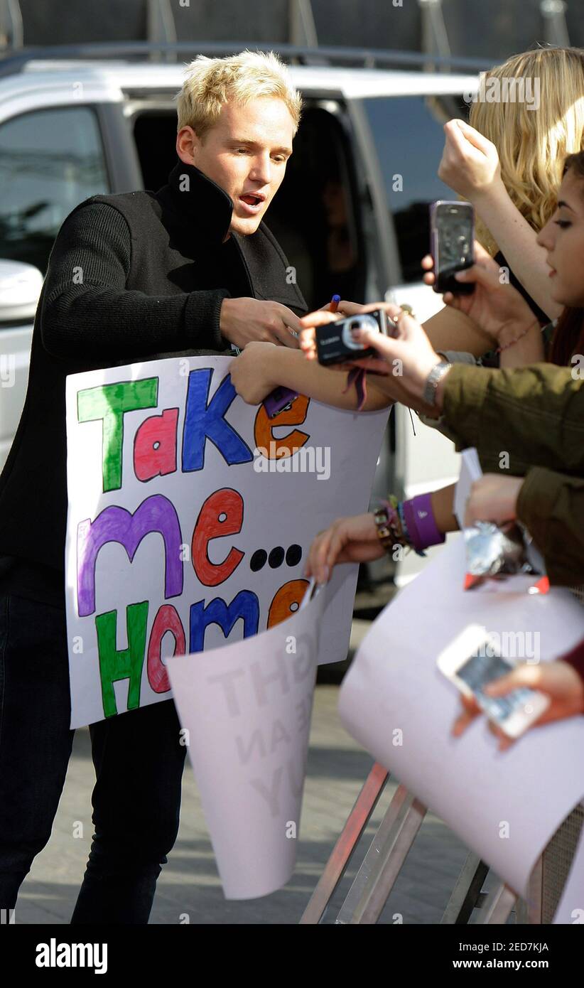 Londra, Regno Unito. 7th ottobre 2012. Jamie Lang di made in Chelsea arrivando al BBC Teen Awards Arrivi alla Wembley Arena di Londra. Foto Stock