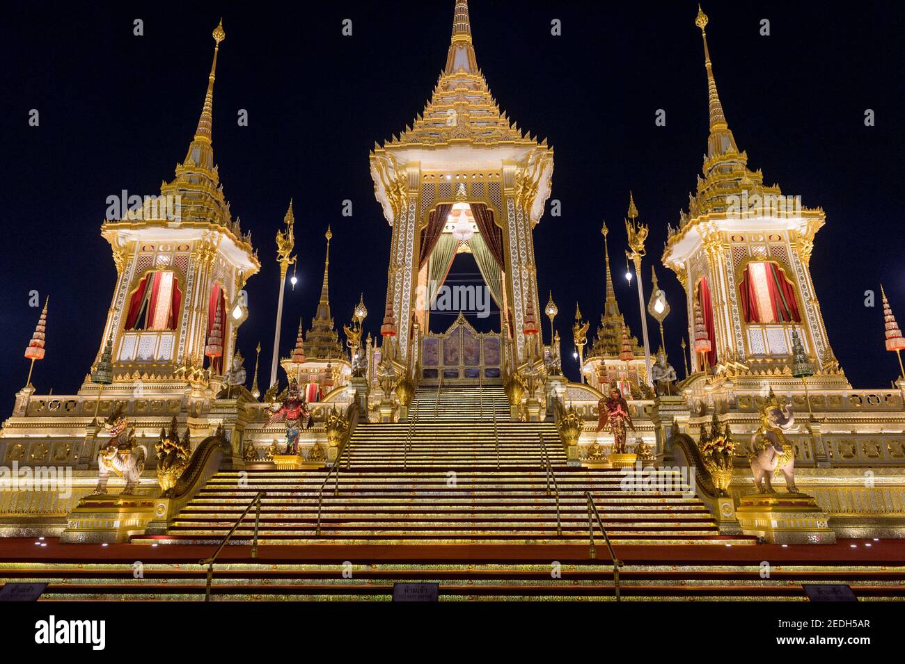 Il crematorio reale per il re tailandese Rama 9 Foto Stock