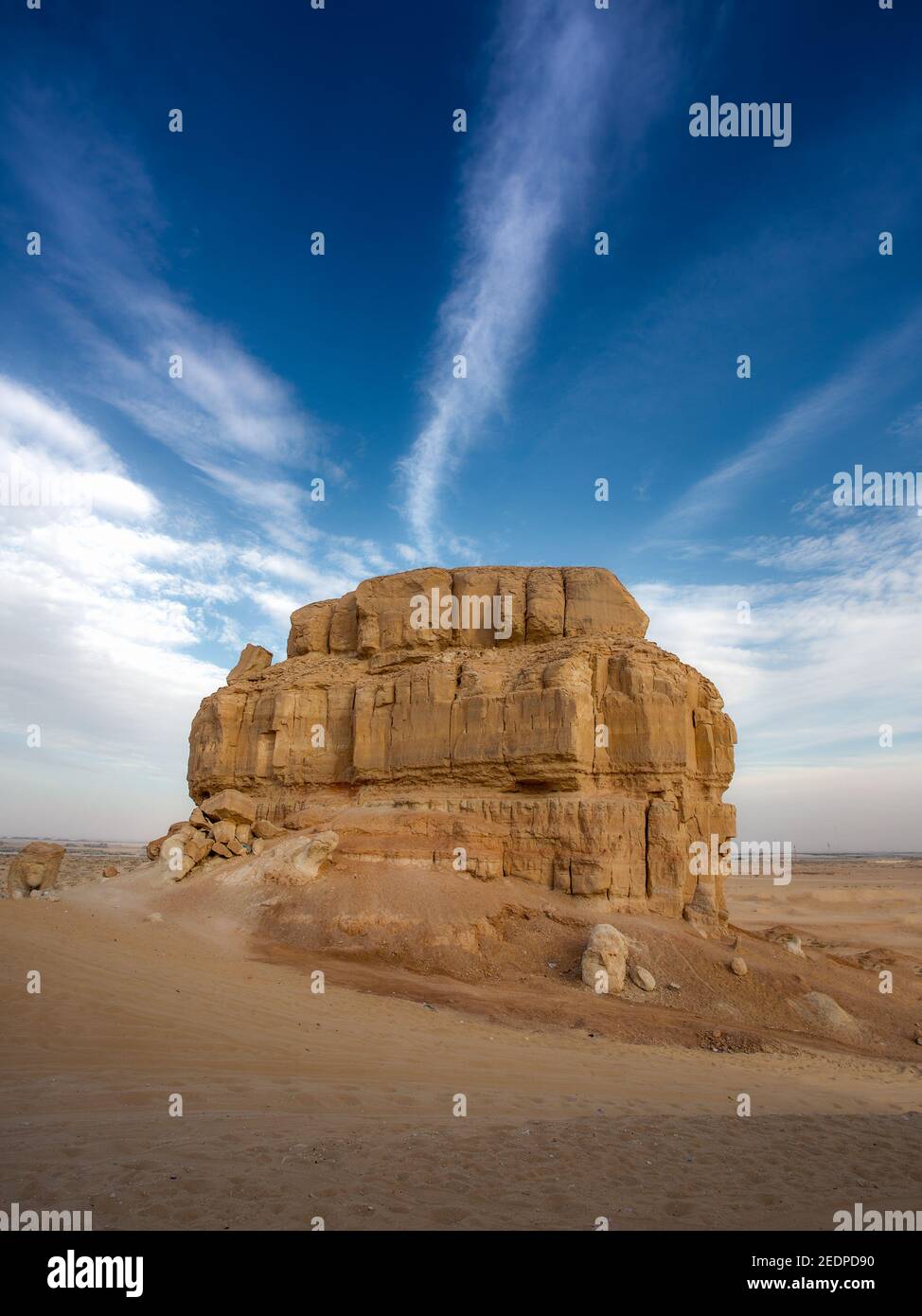 Una delle rocce chiamate quattro montagne vicino Hofuf in Arabia Saudita Foto Stock