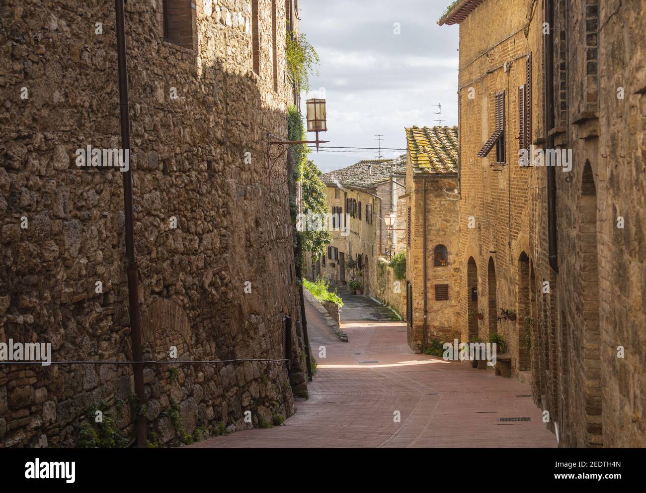 San Gimignano: Strada nel centro Foto Stock