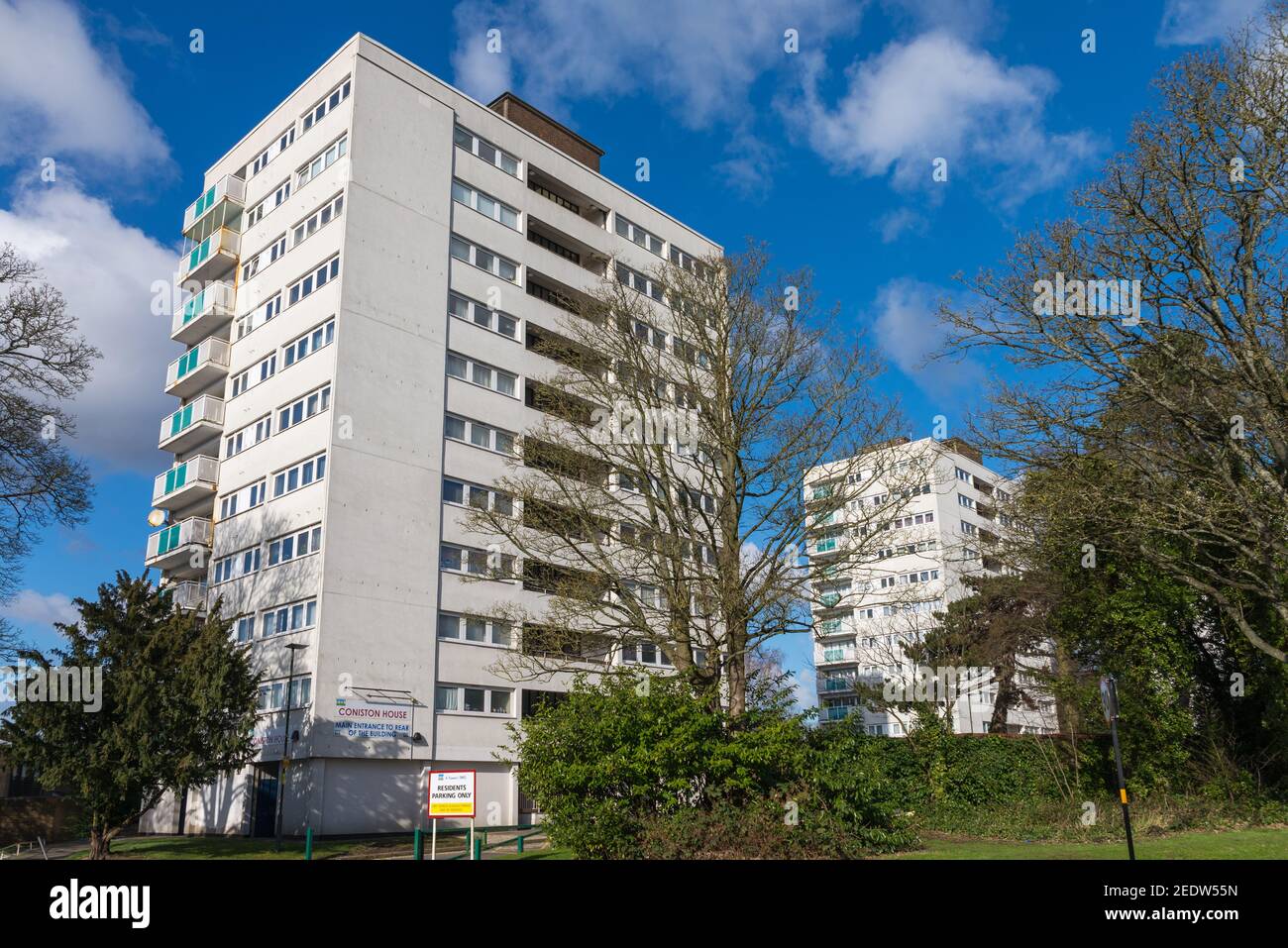 Alto complesso di appartamenti a Harborne, Birmingham, Regno Unito Foto Stock