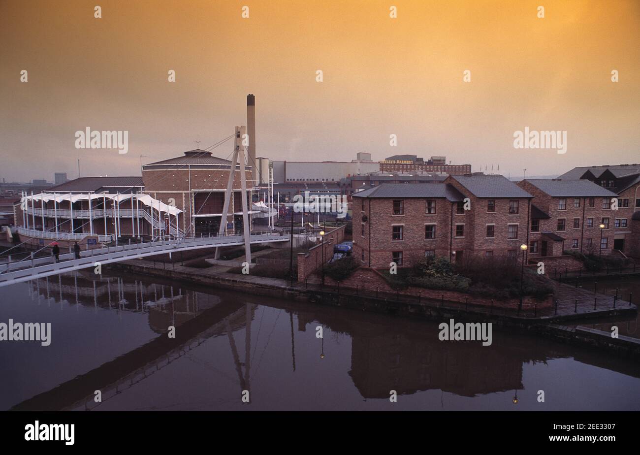 REGNO UNITO. Inghilterra. Yorkshire. Leeds. Birreria Tetleys Wharf. Foto Stock