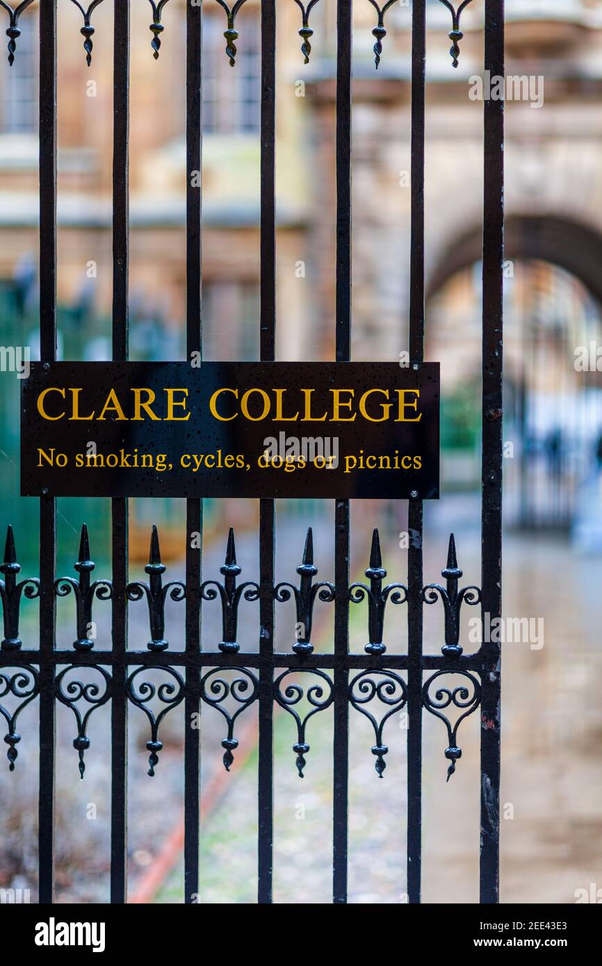 Clare College Cambridge University - ingresso principale al Clare College, parte dell'Università di Cambridge, fondata nel 1326. Foto Stock
