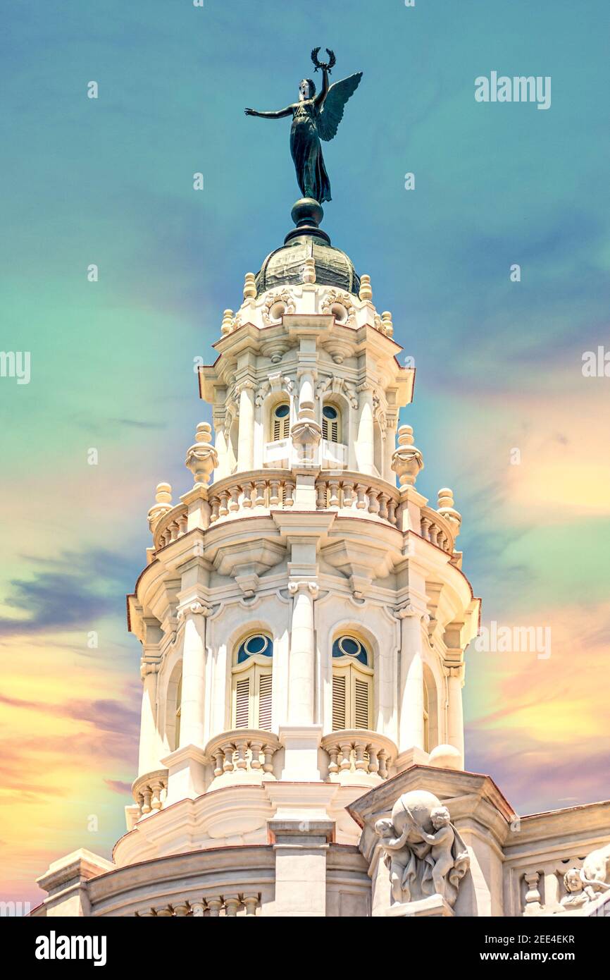Architettura esterna dell'edificio del Teatro Nazionale Alicia Alonso, l'Avana, Cuba Foto Stock