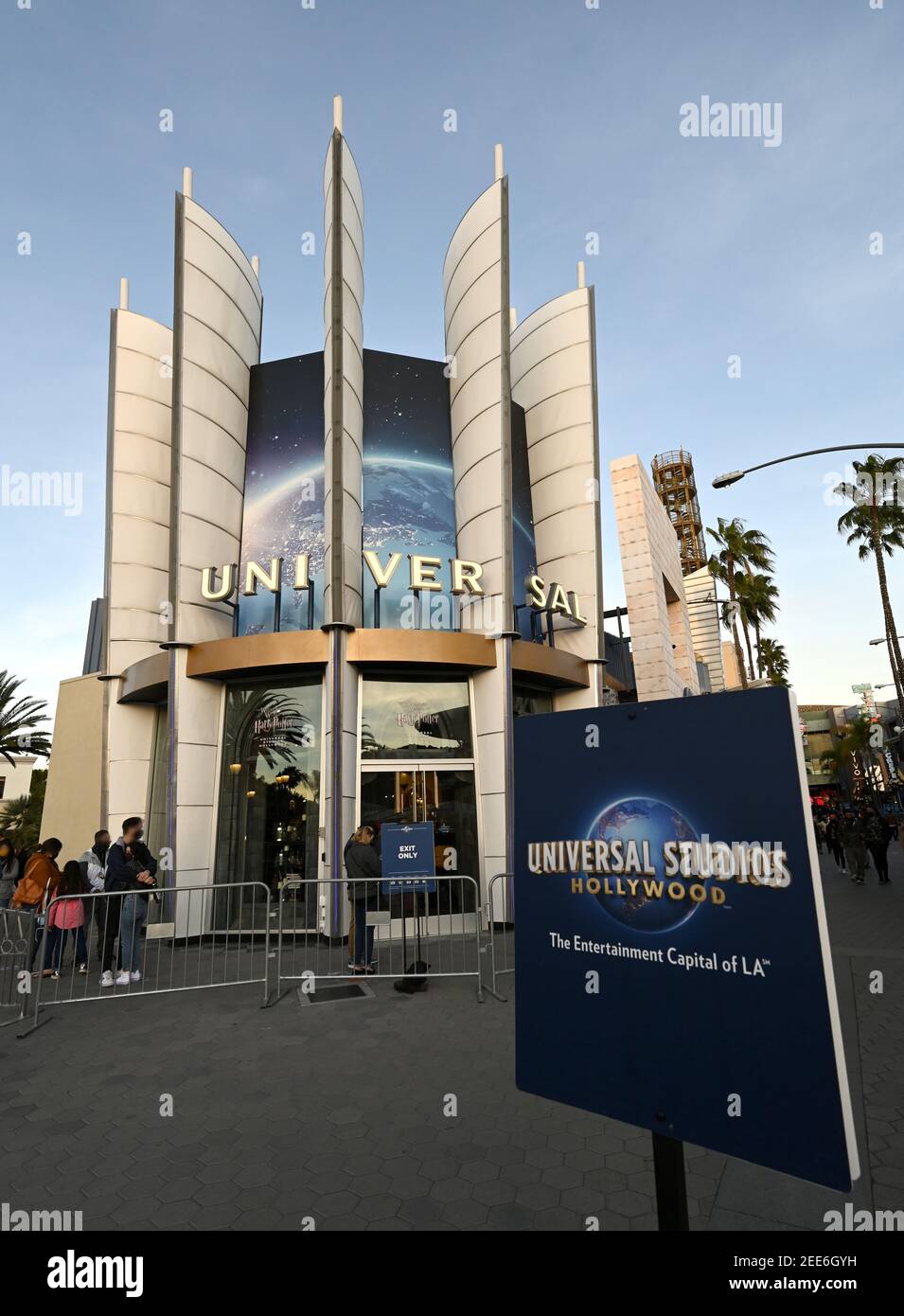 LOS ANGELES, CALIFORNIA. 14 febbraio 2021: Viste generali di CityWalk agli Universal Studios di Hollywood durante l'apertura limitata a causa della pandemia COVID-19. Foto: © Paul Smith/Caratteristiche Foto Stock