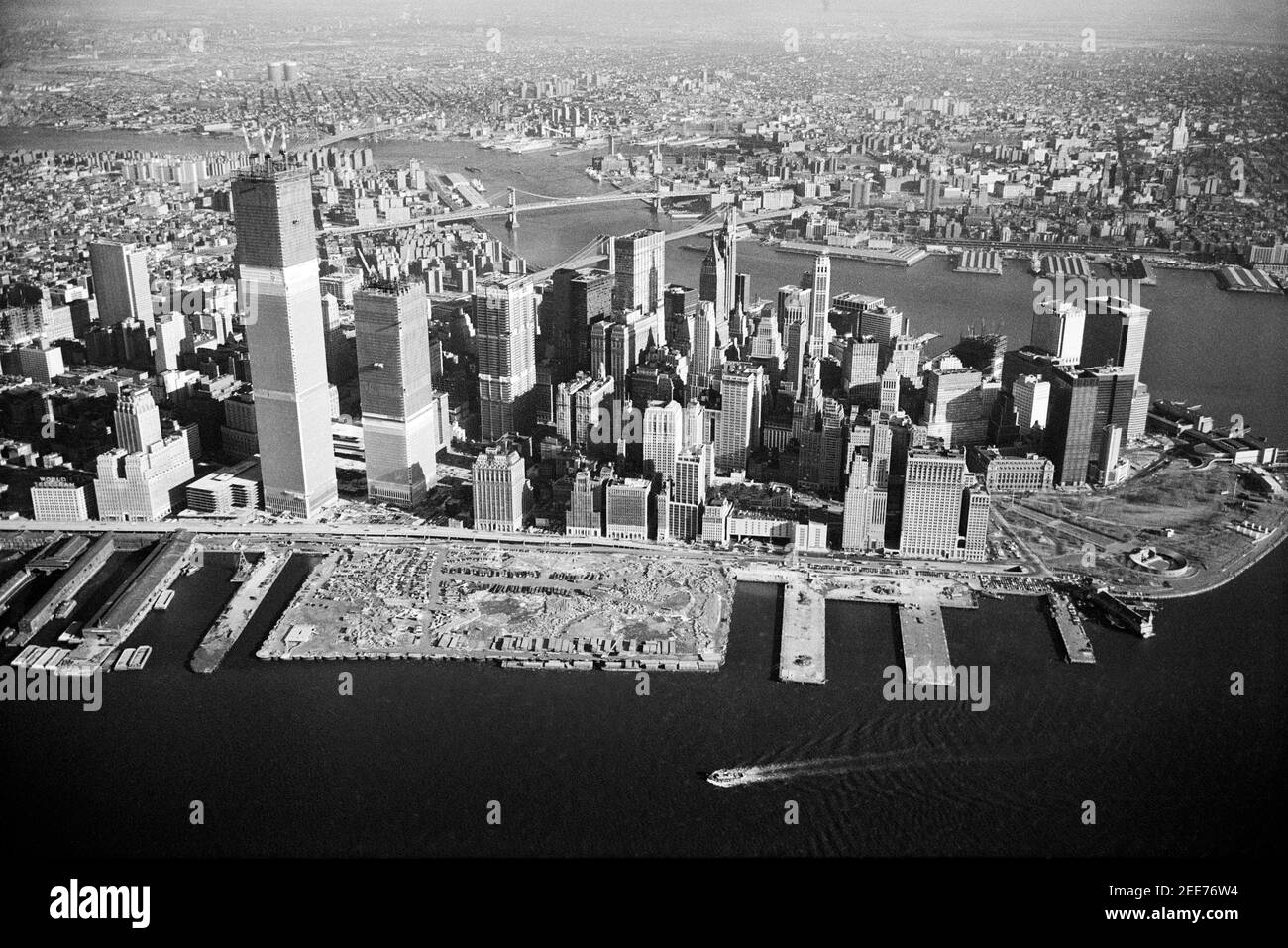 Lower Manhattan con World Trade Center & Other Construction, New York City, New York, USA, Thomas J. o'Halloran, 11 gennaio 1971 Foto Stock