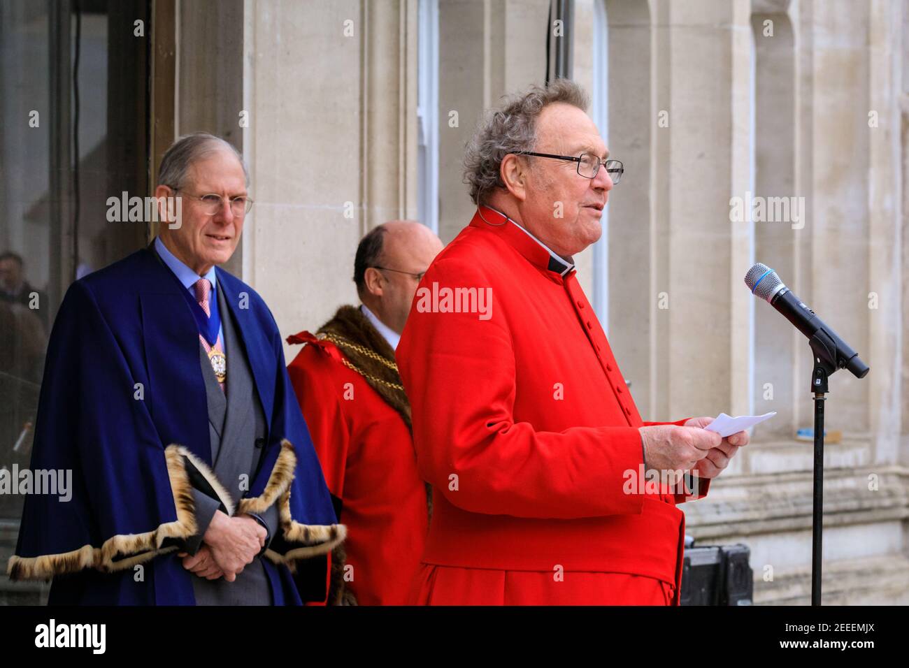 Discorso di apertura, Guildhall Yard Inter-livery pancake Races, Città di Londra, Regno Unito Foto Stock