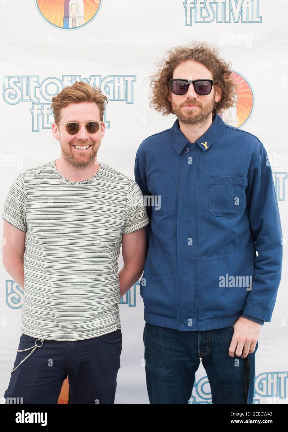 Ricky Wilson e Simon Rix backstage il 2° giorno dell'Isle of Wight Festival 2017, Seaclose Park, Isle of Wight. Data immagine: Venerdì 9 giugno 2017. Il credito fotografico dovrebbe essere: © DavidJensen Foto Stock