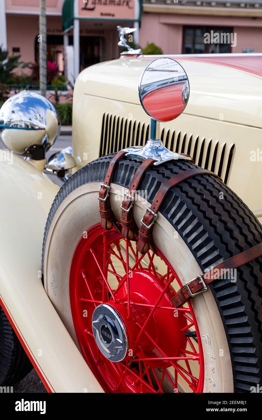 1933 Auburn '8-101' in mostra al 'Cars on Fifth' - Napoli, Florida, USA Foto Stock