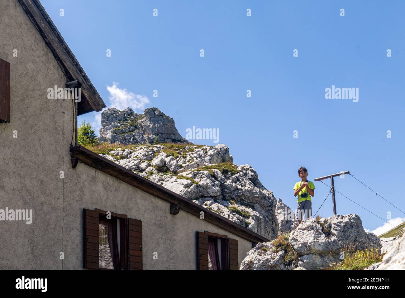 Le Dolomiti. Dalle escursioni a piedi e in bicicletta alle arrampicate in montagna, al parapendio e al deltaplano è impossibile annoiarsi. Foto Stock